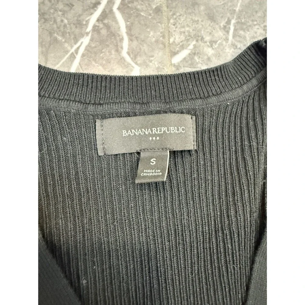 Banana Republic Black Racer Back Sweater Vest Top Women’s Size S